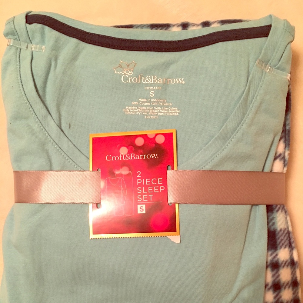 Croft and Barrow Two Piece Pajama Set